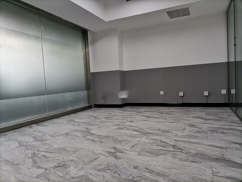 恒潤(rùn)國(guó)際大廈 精裝現(xiàn)房，地鐵直達(dá)，特價(jià)直租的理想辦公之選